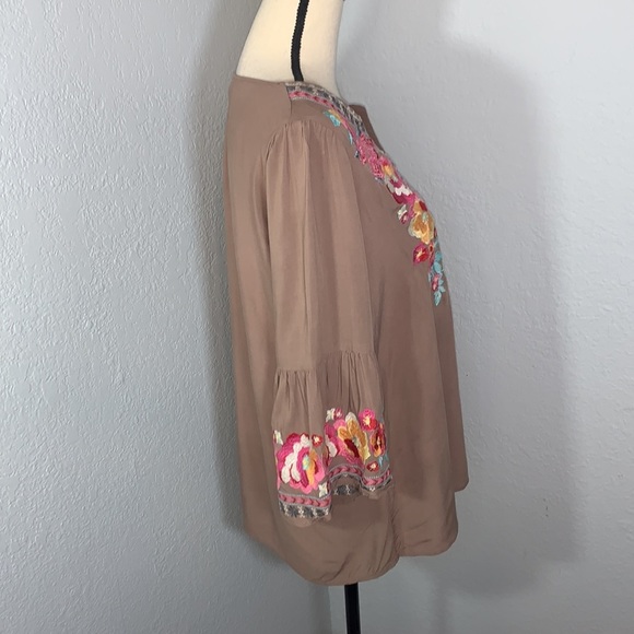 Andree Brown Embroidered Boho 3/4 Sleeve Blouse size  Medium - Picture 3 of 11